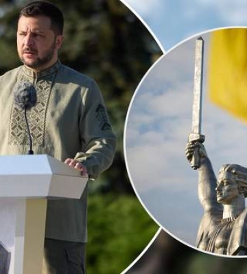 У Києві підняли прапор, підписаний бійцями ЗСУ: Зеленський виголосив потужну промову