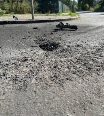Армія РФ з авіації вдарила по Херсону: загорівся дитячий садок, поранені шестеро людей