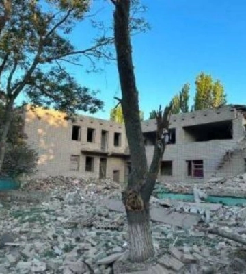 Рашисти завдали авіаудару по Херсону, загорівся дитсадок