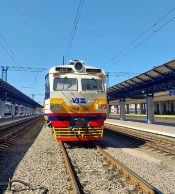 Із Полтавщини до Харківщини запускають оновлений електропотяг, який обладнали за усіма європейськими стандартами