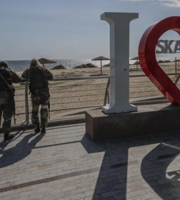 Під виглядом гуманітарного конвою росіяни можуть доставляти ракети в окупований Скадовськ, – Генштаб