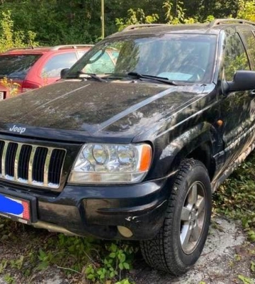 На митному пості «Ужгород-автомобільний» викрили оборудку із ввезення в Україну автівок під виглядом гуманітарної допомоги