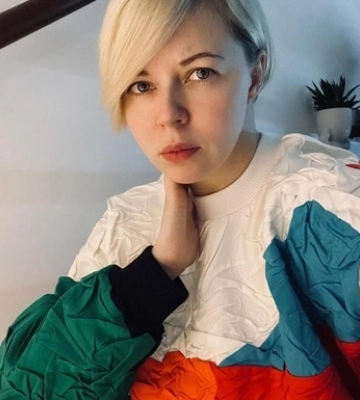 ONUKA показала, як допомагає відновлювати драмтеатр Чернігова