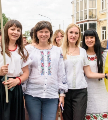 Стяг, за який українці віддають життя: у Луцьку відзначили День прапора. Фото