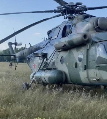 Разведка выманила в Украину российский вертолет Ми-8 с пилотом: &quot;Лагідна українізація&quot;
