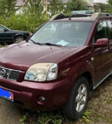 На митному пості «Ужгород-автомобільний» викрили оборудку із ввезення в Україну автівок під виглядом гуманітарної допомоги