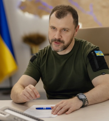 Ігор Клименко: У Ромнах на Сумщині росіяни знищили школу та вбили щонайменше 2 освітян