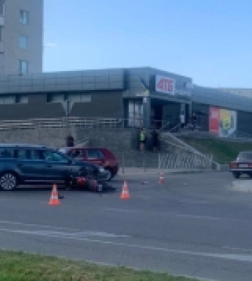У Здолбунові не розминулися мотоцикл та легковик