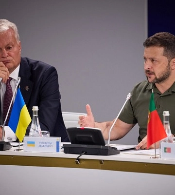 Зеленский объяснил, почему ВСУ не перебрасывают все силы на юг