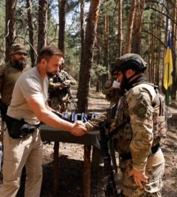 День Державного Прапора  України відзначаємо на Донеччині разом із нашими побратимами в зоні ведення бойових дій – Віктор Микита