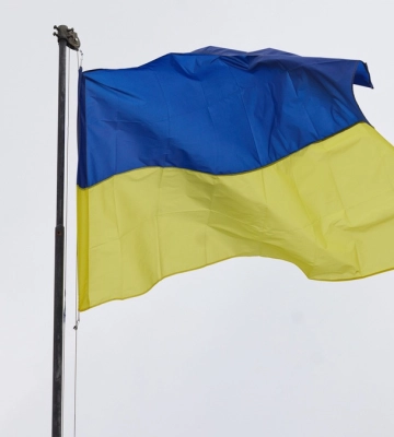 Военные 24 ОМБр и полицейские установили флаг Украины на терриконе возле Горловки в Донецкой области – Генштаб ВСУ