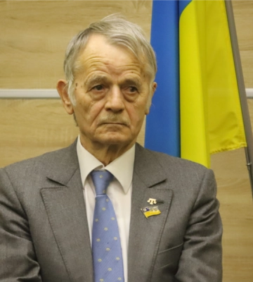 Джемилев: Базисом российской оккупации Крыма было вытеснение крымских татар и заселение гражданами российской национальности