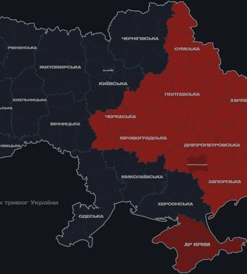 Дніпро – вибухи і ще ракета або фаль-ціль у напрямку міста