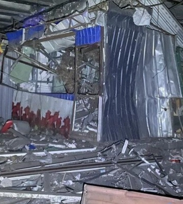 Ворожий обстріл Дніпра: в ОВА розповіли про постраждалих та руйнування 