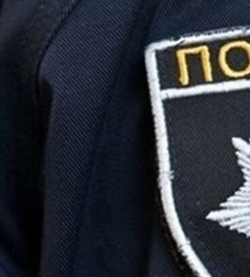 В Одесі п'яний чоловік накинувся з кулаками на поліцейського: правоохоронець відкрив стрілянину