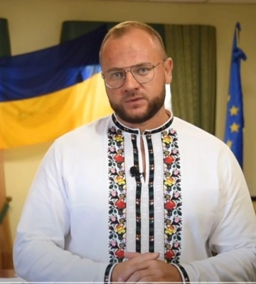 «Віримо в нашу країну і в нашу перемогу»: мер Луцька привітав громаду з Днем Незалежності