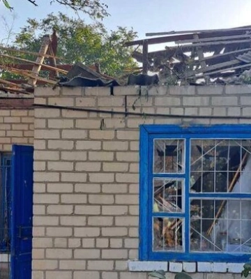 Россияне утром разрушили больницу в Херсонской области
