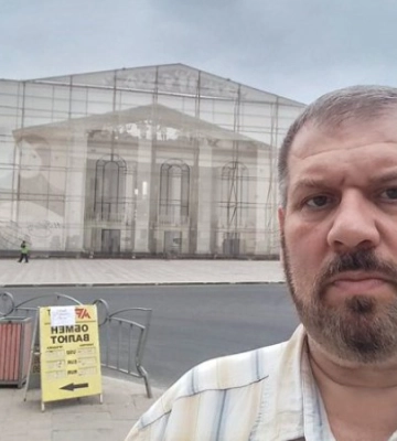 «Режик-нацик». Історія режисера, що пережив облогу Маріуполя, донецькі в’язниці та повернувся в Україну. Частина 2. На Ізольді