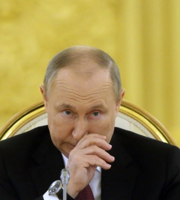 В разведке Британии рассказали, зачем Путин посещал штаб в Ростове
