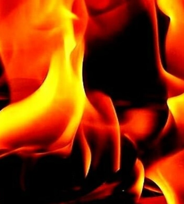 У Полтаві на одній з вулиць горів житловий будинок