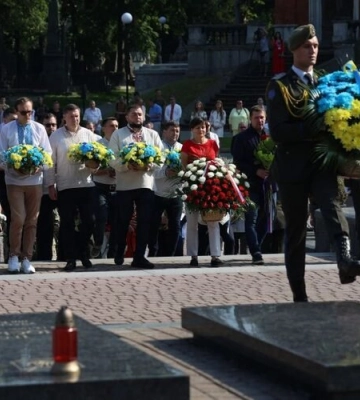 У Львові до Дня Незалежності вшанували пам&#039;ять полеглих Героїв. Фото