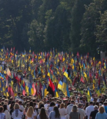 На Личаківському цвинтарі вшанували загиблих воїнів (ФОТО)