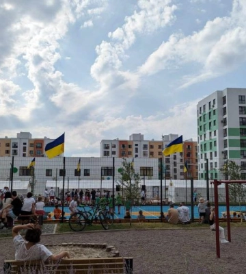Міні-арена серед новобудов: у Рівному відкрили новий баскетбольний майданчик (ВІДЕО)