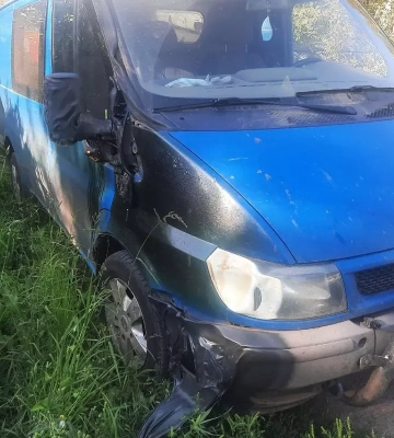 У Дніпрі на Мандриківській ледь не згорів автомобіль: відео