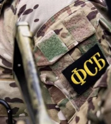 В село под Мелитополем заехали ФСБ-шники на внедорожниках с усиленной охраной 