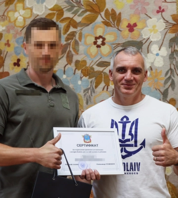 Дякуємо за захист: у Миколаєві воїнам ЗСУ вручили сертифікати на придбання житла