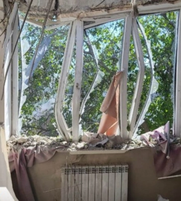 В результате удара оккупантов повреждено помещение Марьинского райсуда Донецкой области, фото