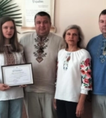 Випускниця Рожищенського ліцею №4 отримала сертифікат на 30 тисяч гривень