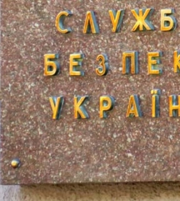 СБУ повідомила про підозру ексочільникам внутрішніх військ України, які зараз придушують рух опору у Криму