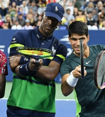 Зірки тенісу зіграли благодійний матч на US Open та зібрали значну суму для України