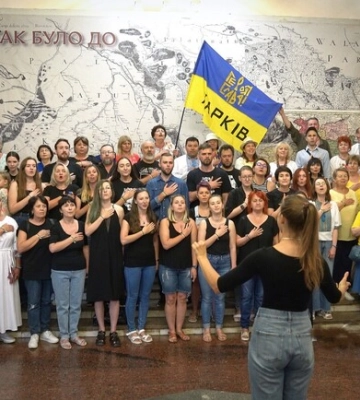 В Харькове хор исполнил гимн Украины в метро (видео)