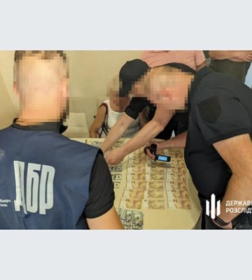 На Львівщині заступник командира військової частини змушував солдат будувати йому маєток
