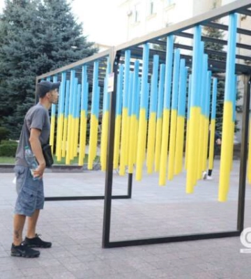 У центрі Кропивницького встановили інсталяцію «Незламність 32.0» (фоторепортаж)