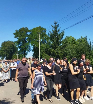 Без батьківської опіки залишилися син та донька: на війні загинув молодий поліцейський з Луцька Роман Гірієнко