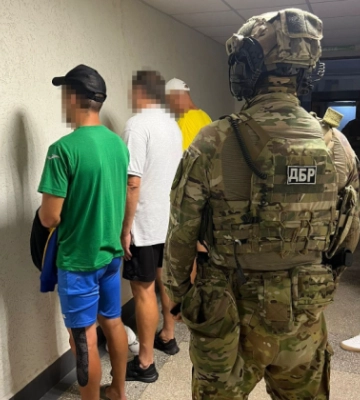 В Івано-Франківську виявили фіктивне зарахування на військову службу: ДБР проводить 30 обшуків у ТЦК і СП