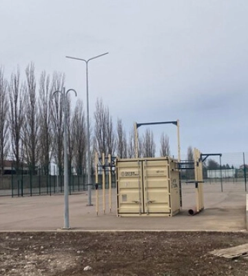 В Одессе ГБР разоблачило хищение средств, предусмотренных на строительство футбольного поля в военном городке