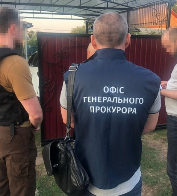 На Одещині викрили оборудку із заволодінням понад мільйоном гривень, виділеного на облаштування футбольного поля у військовому містечку