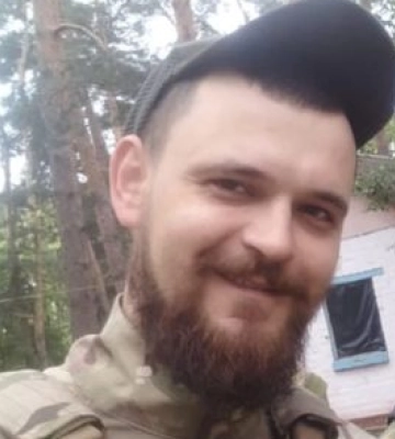 Нещодавно виповнився 31 рік: у Луцьку прощатимуться із капітаном поліції Романом Гіренком, який загинув на війні