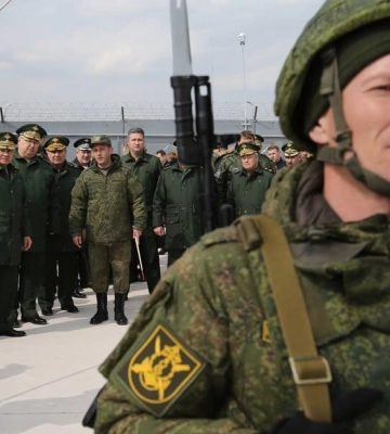 Розвідка підтвердила удар ЗСУ по військовій базі рф у Криму: є загиблі і поранені