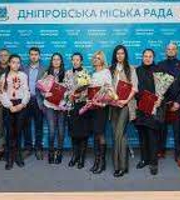 У Дніпрі відзначили волонтерів, які допомагали в Центрі матері та дитини