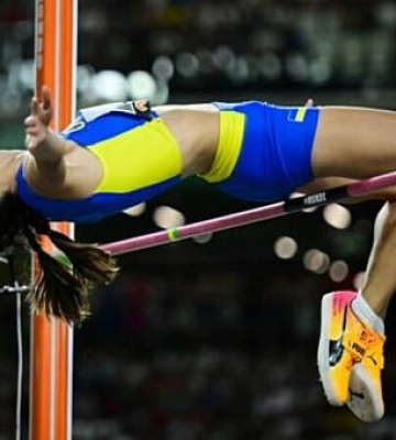 Ярослава Магучіх стала чемпіонкою світу зі стрибків у висоту