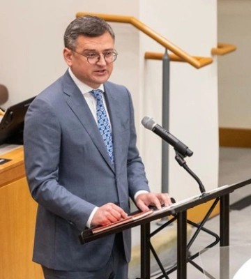 Кулеба совершит визиты в страны Европы