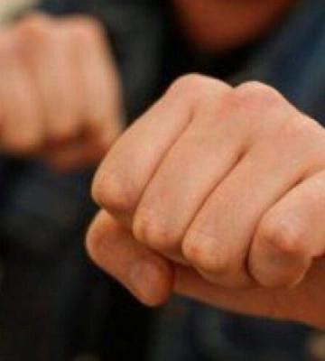 На Волині поліцейські вилучили у молодого чоловіка наркоту