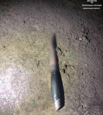 У Рівному затримали чоловіка з закривавленим ножем
