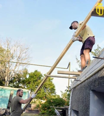 Уже 60 будинків на Херсонщині відновлені черкаськими будівельниками