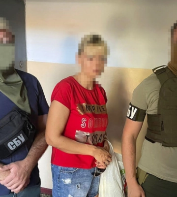 Затримано агентку рф, яка протягом місяця наводила «гради» і «шахеди» на Херсон: їй загрожує довічне, — СБУ